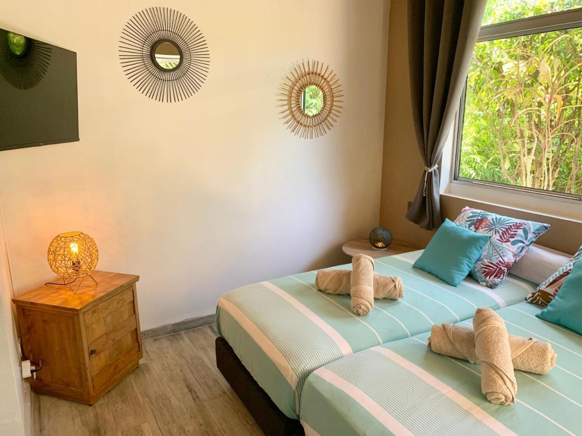 Hoama Lodge Teavaro Buitenkant foto